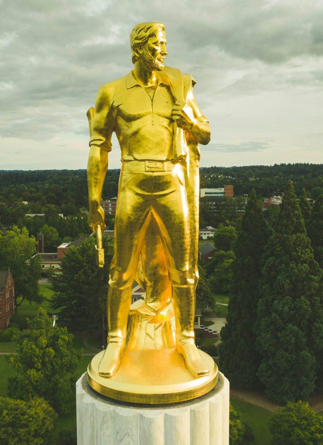 A statue in Salem