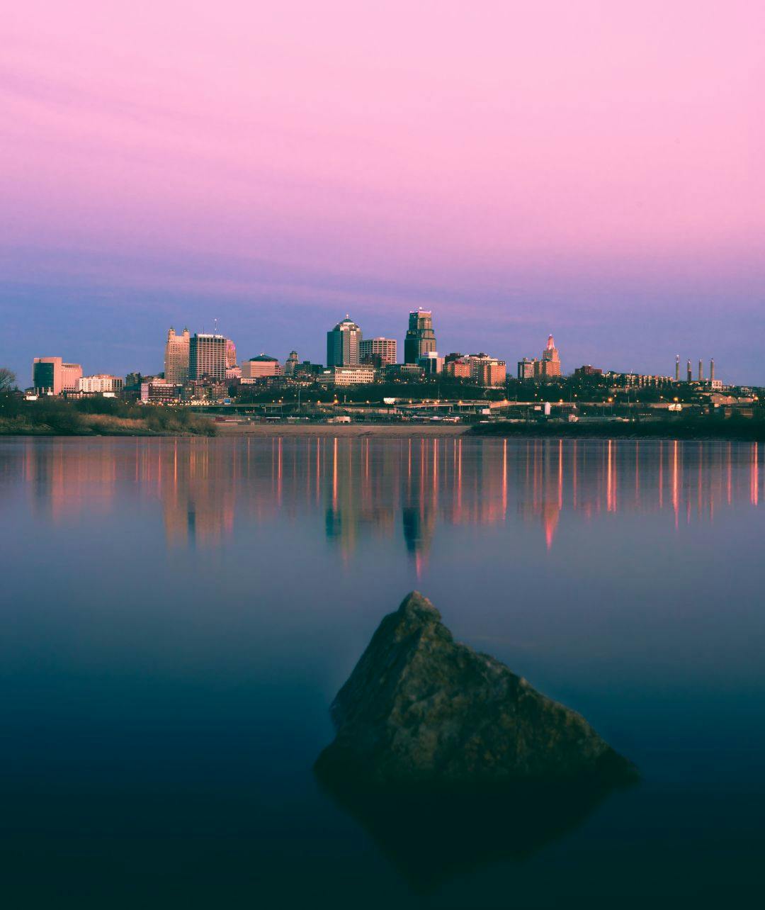 A shot of Kansas city from the water