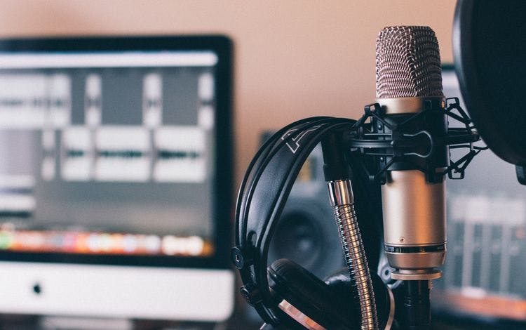 How to Create a Popular Podcast for Your Small Business